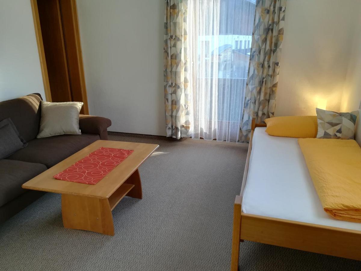 Haus Brigitte - Preise Inclusive Pitztal Sommer Card Єрценс Екстер'єр фото