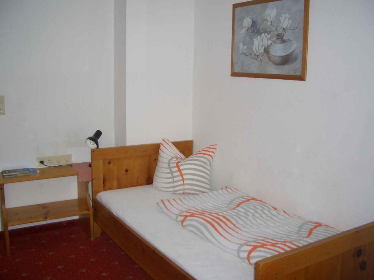 Haus Brigitte - Preise Inclusive Pitztal Sommer Card Єрценс Екстер'єр фото