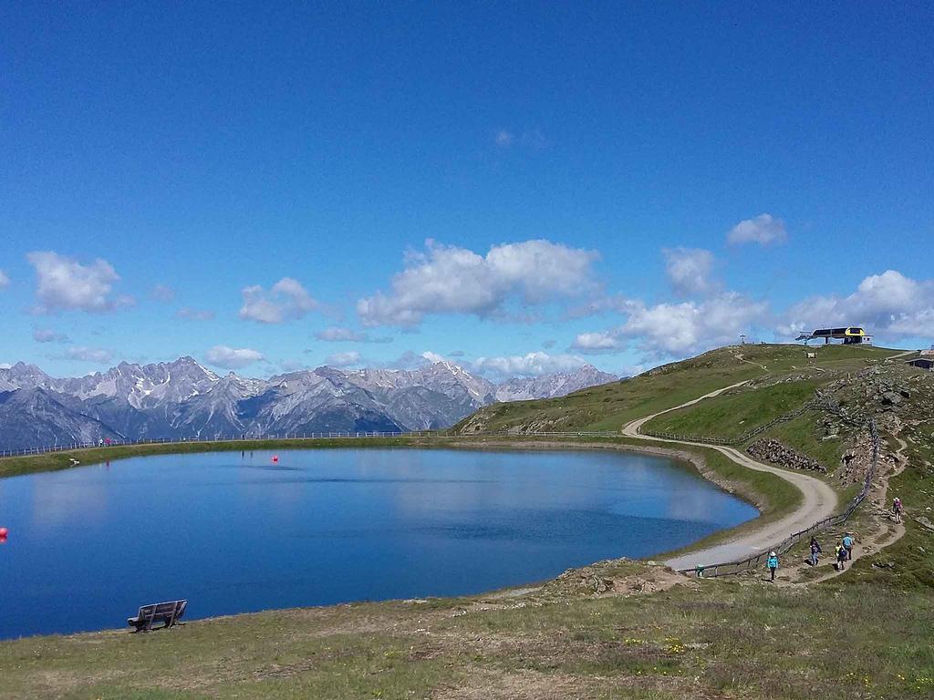 Haus Brigitte - Preise Inclusive Pitztal Sommer Card Єрценс Екстер'єр фото