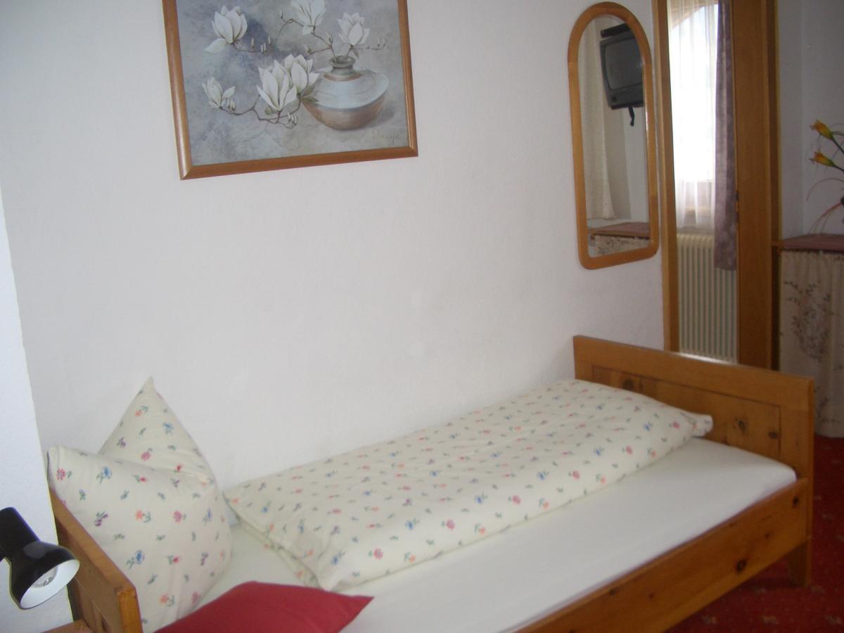 Haus Brigitte - Preise Inclusive Pitztal Sommer Card Єрценс Екстер'єр фото